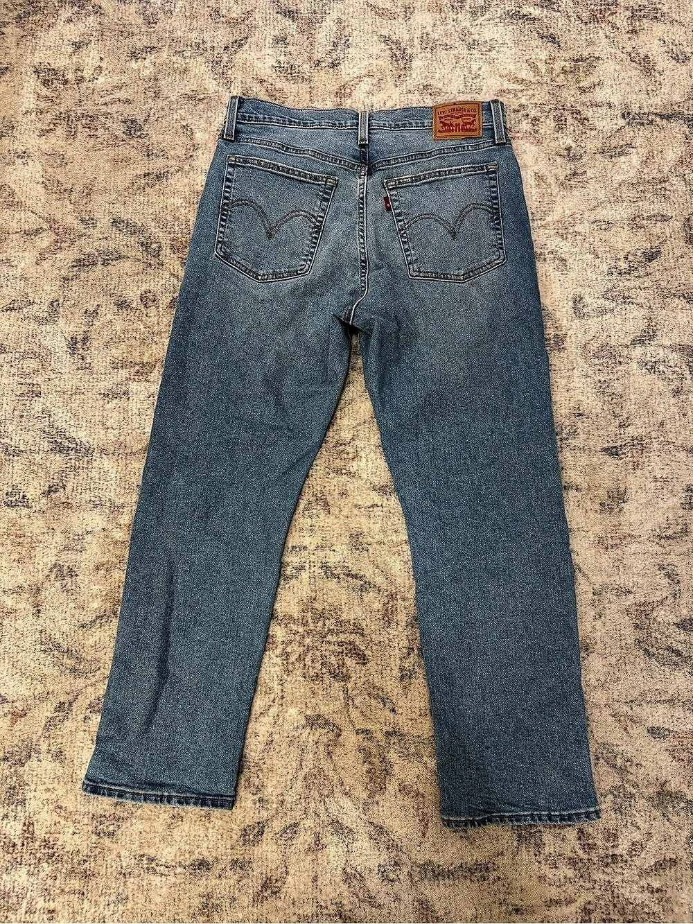 Levi's for Target Wedgie Straight Jeans in Medium Wash. Size 31